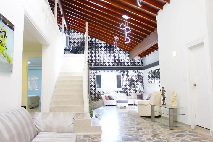 Luxury Villa At Poblado 6 Bdrm Epic Manor Medellín
